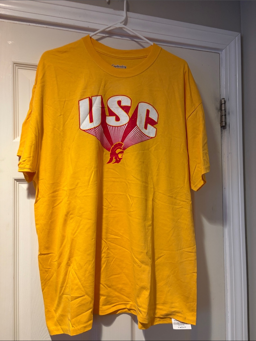NWOT USC Short Sleeve 100% Cotton Graphic Tee in Yellow XL